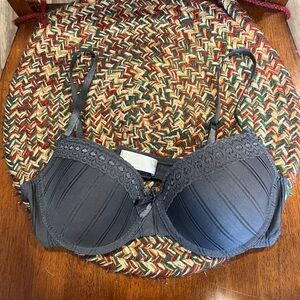 T-shirt Bra 36C
